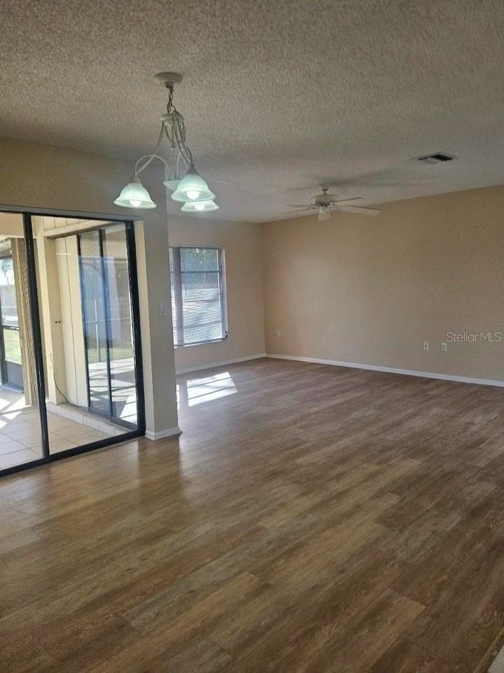 521 Meridan Ave - Photo 7 of 37