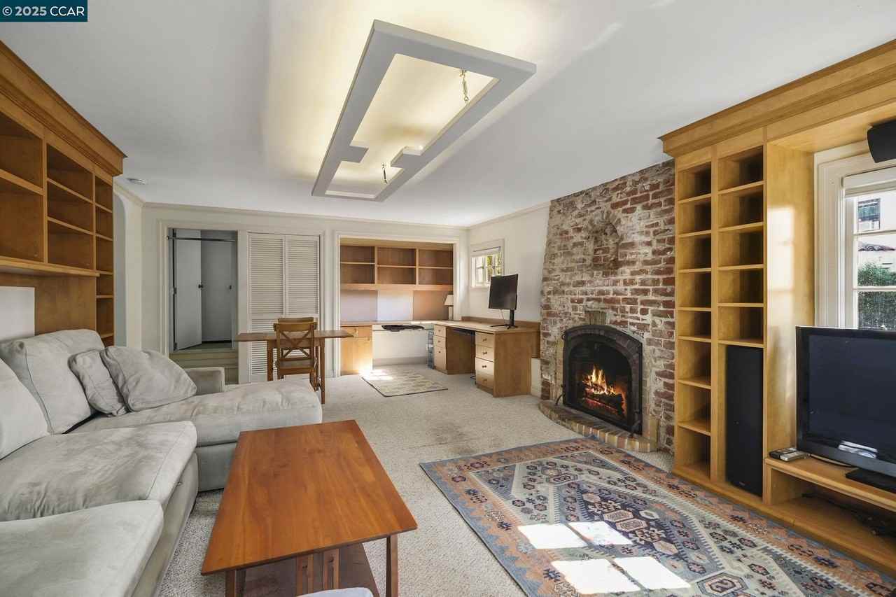 1407 Euclid Ave - Photo 4 of 16