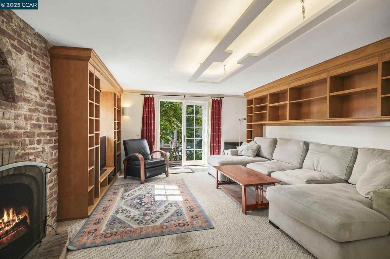 1407 Euclid Ave - Photo 6 of 16