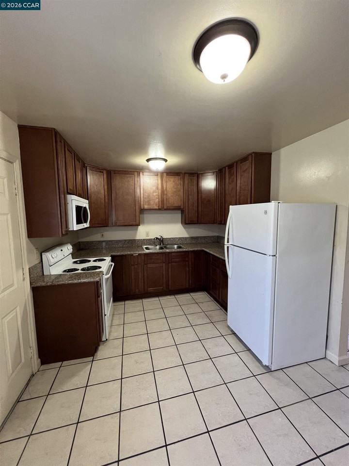 1515 Roosevelt Ave Unit 1513 #1513 - Photo 6 of 14