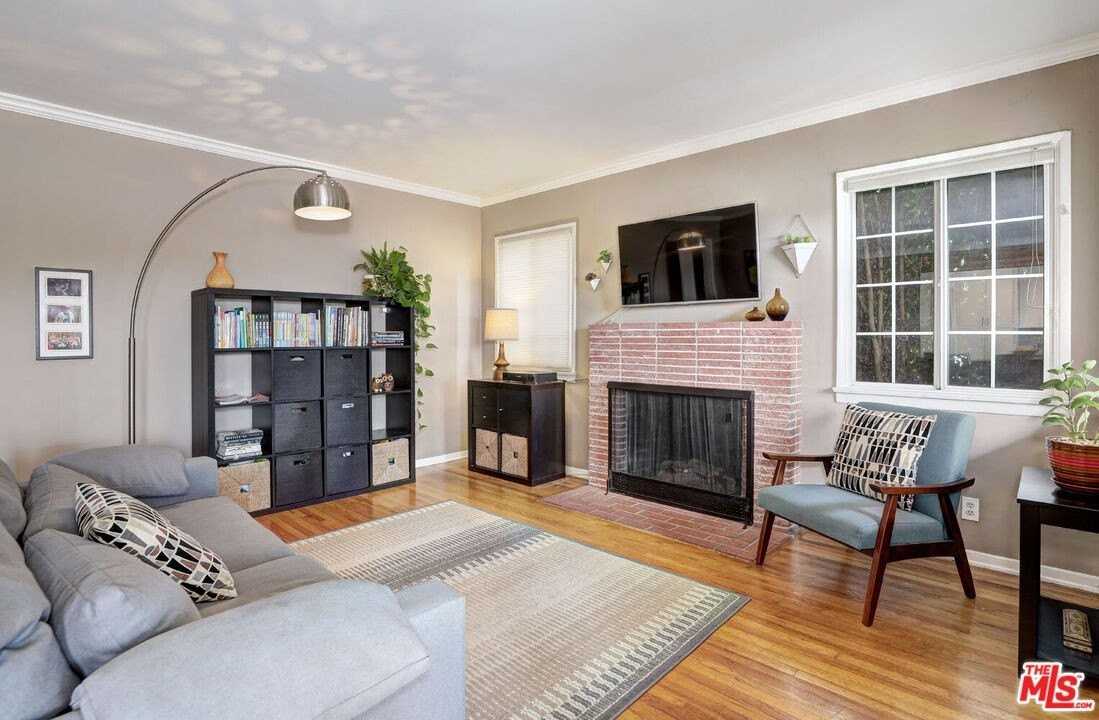 11333 Culver Blvd - Photo 6 of 8