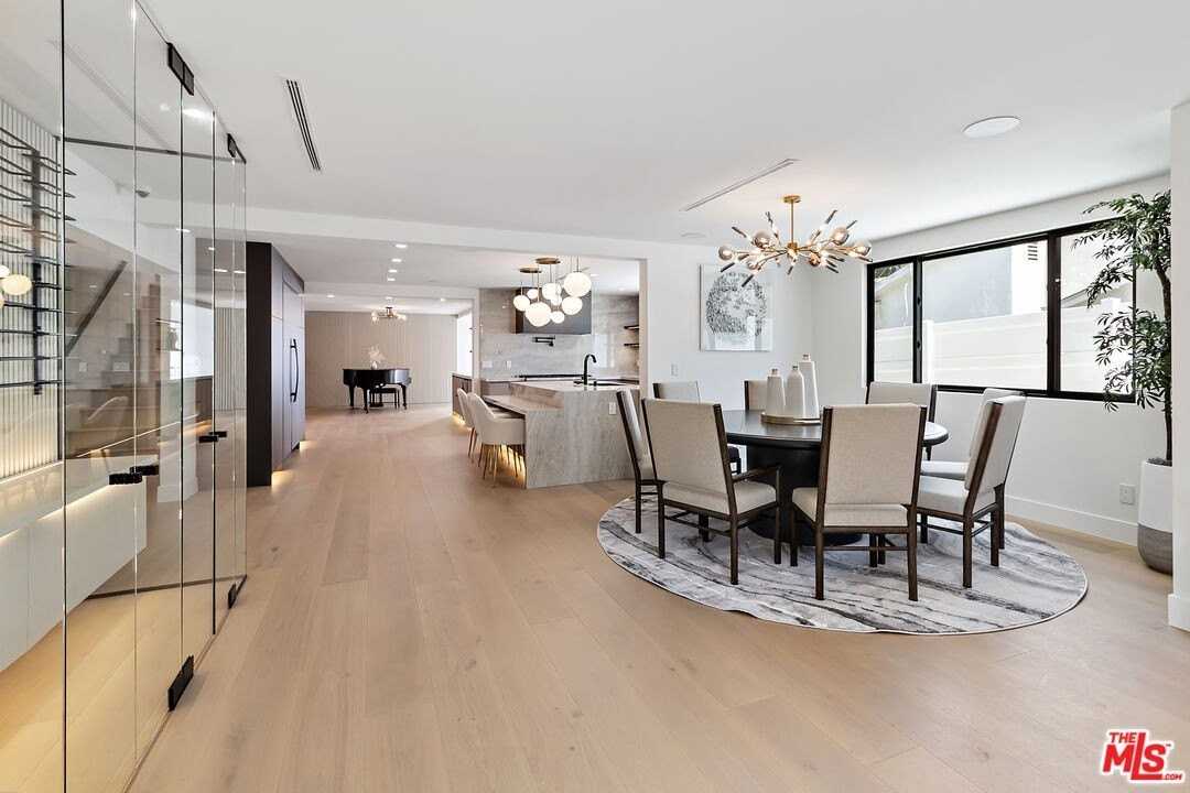 13013 Killion St - Photo 3 of 34