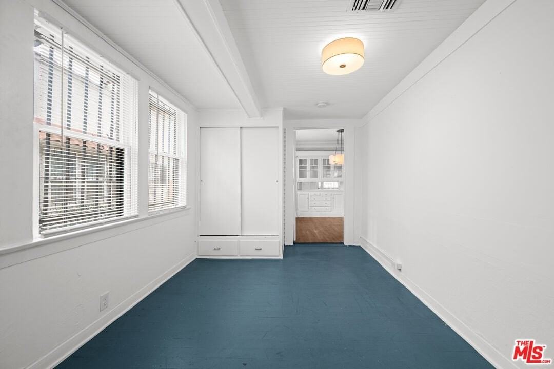 5515 Ruthelen St - Photo 6 of 10