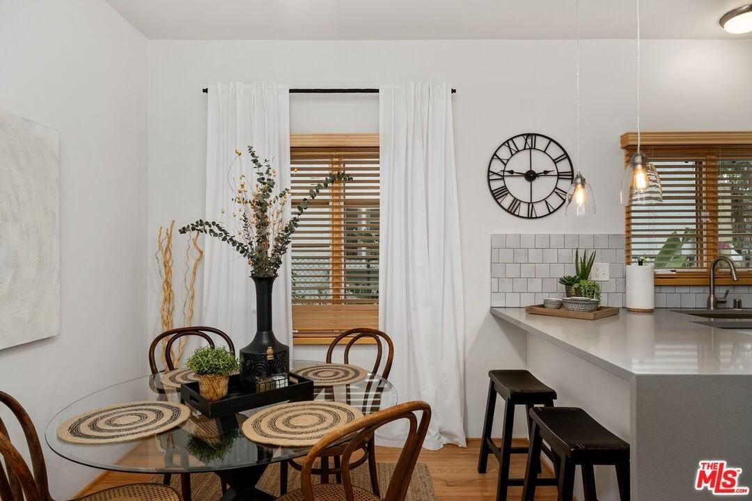 464 N Harper Ave - Photo 7 of 29