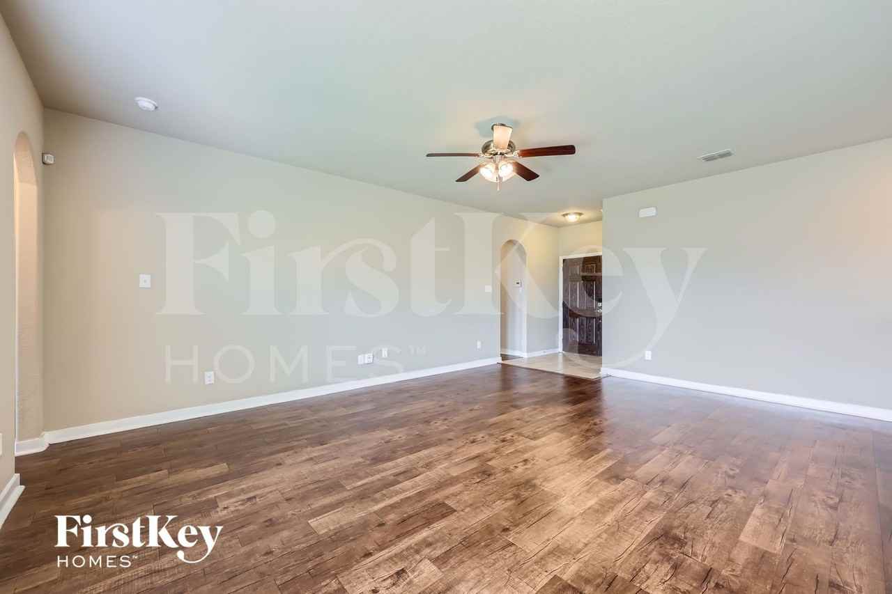 3613 Cayman Dr - Photo 6 of 28