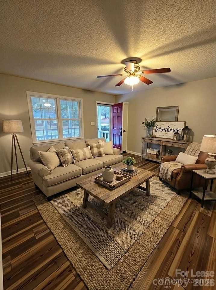 757 Firecrest St Se - Photo 2 of 9