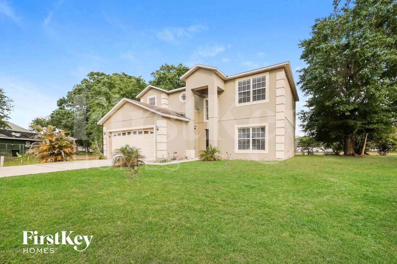 912 Cumbran Ln - Photo 2 of 15