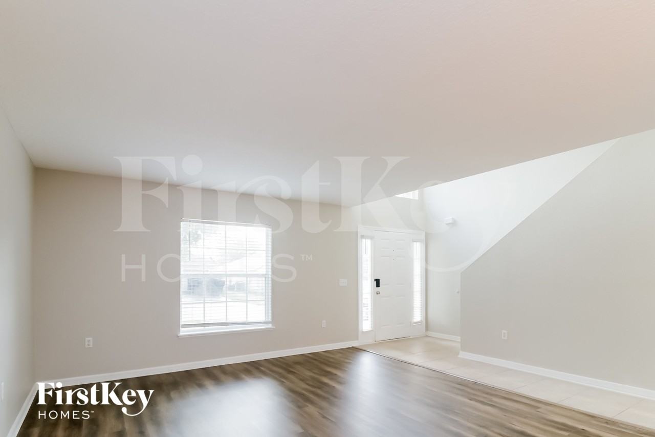 2130 Aitkin Loop - Photo 3 of 15