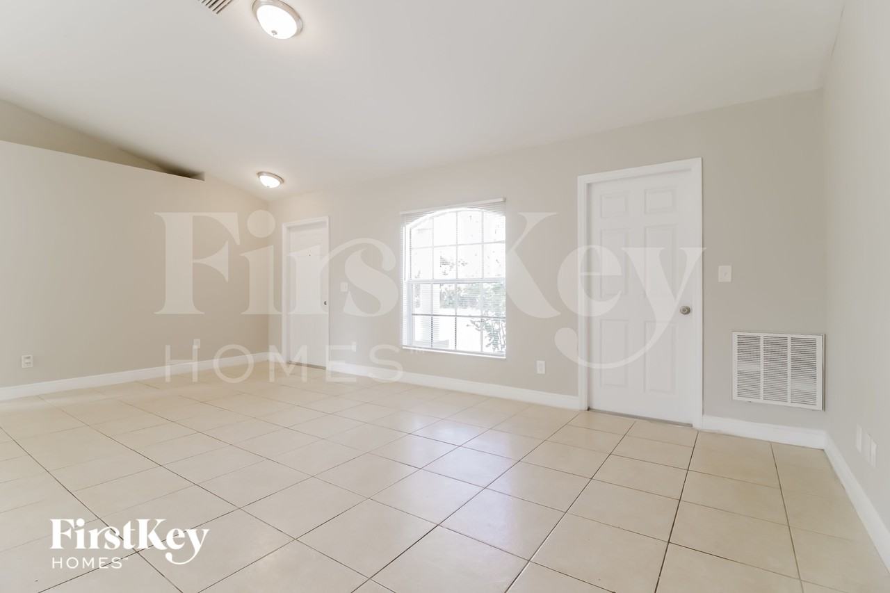 3809 17th St Sw - Photo 2 of 15