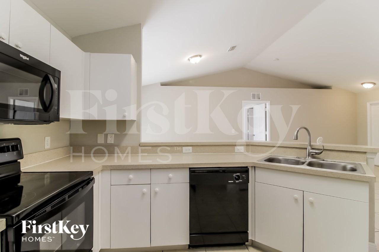 3809 17th St Sw - Photo 6 of 15