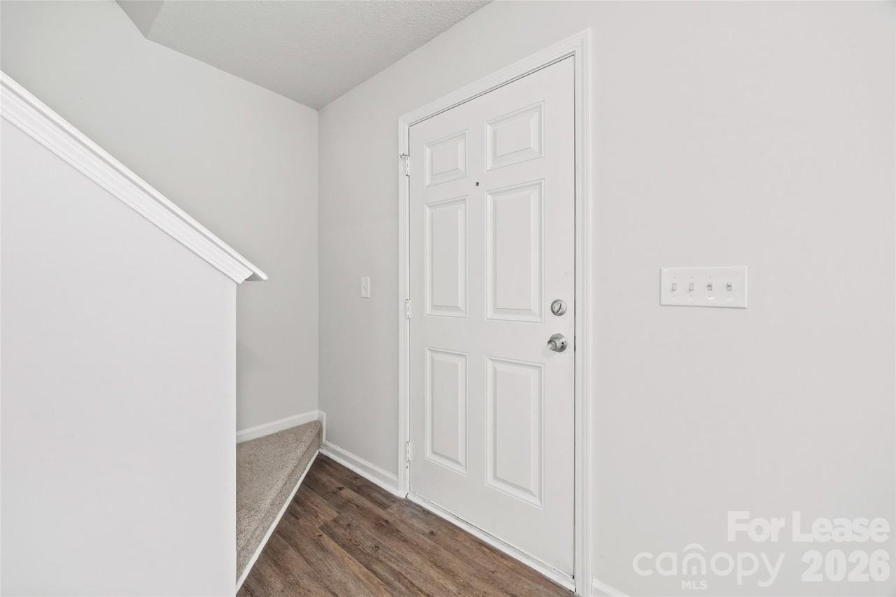 1411 Swaying Branch Ln - Photo 3 of 29