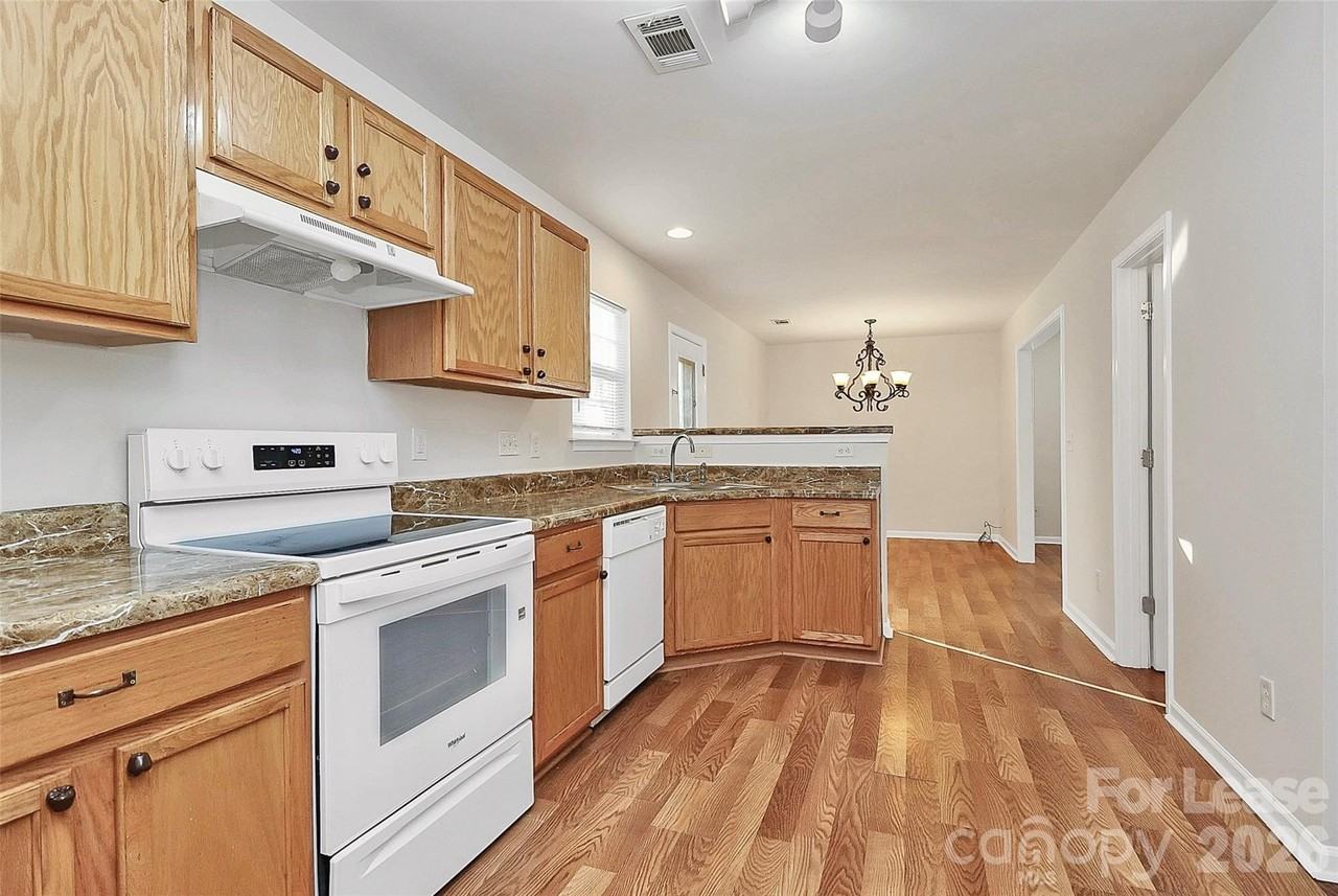 2134 Cindy Creek Ln - Photo 7 of 21