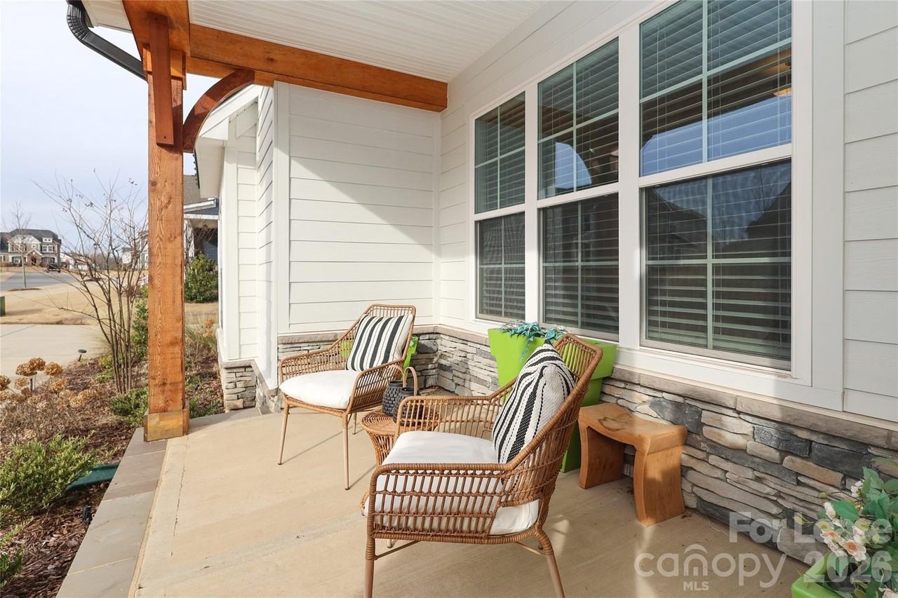 14721 Keyes Meadow Way - Photo 3 of 48