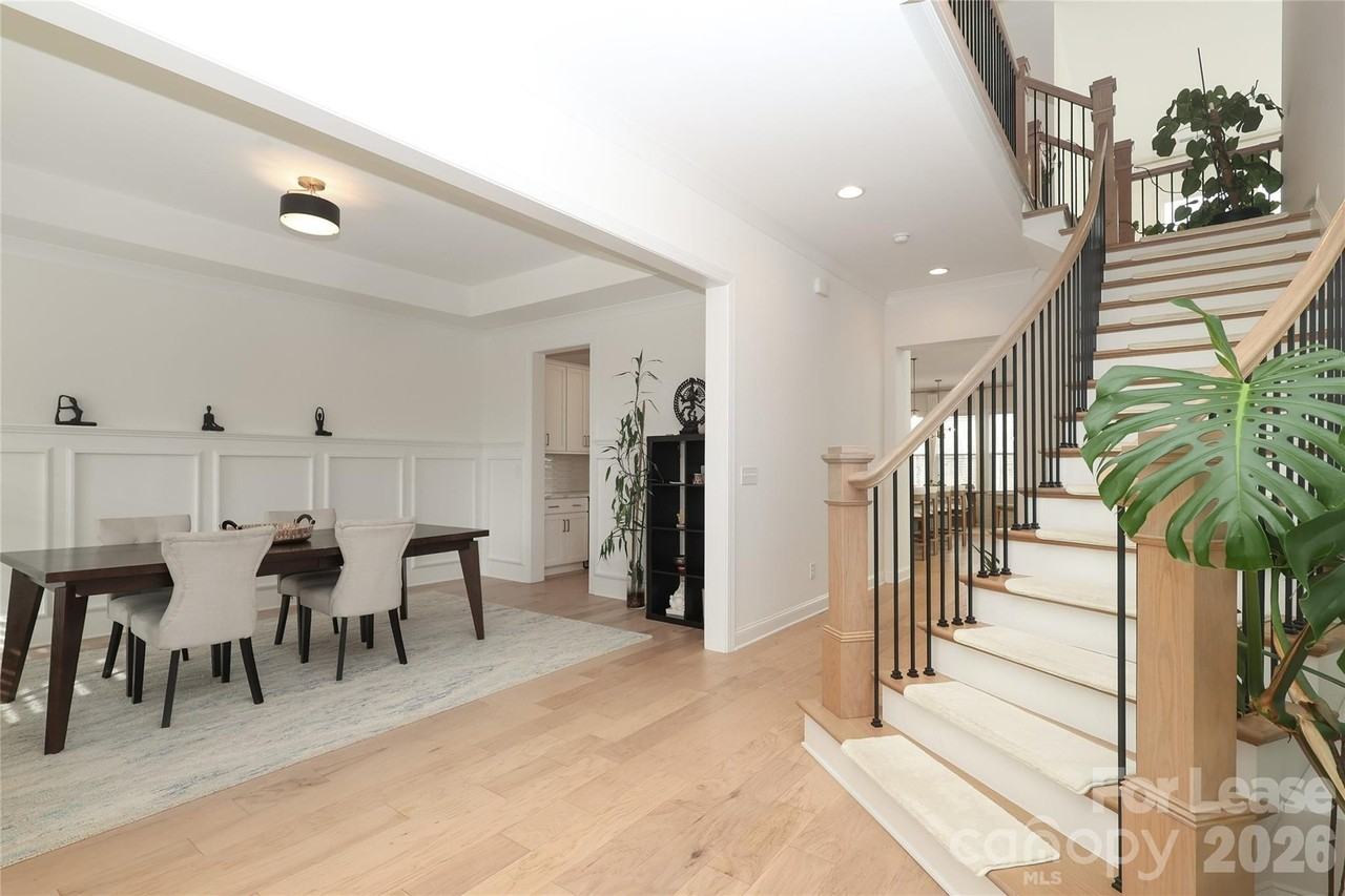 14721 Keyes Meadow Way - Photo 5 of 48