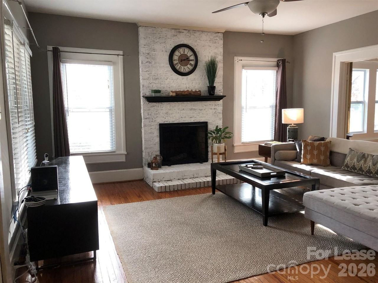 3235 Archdale Dr - Photo 3 of 14