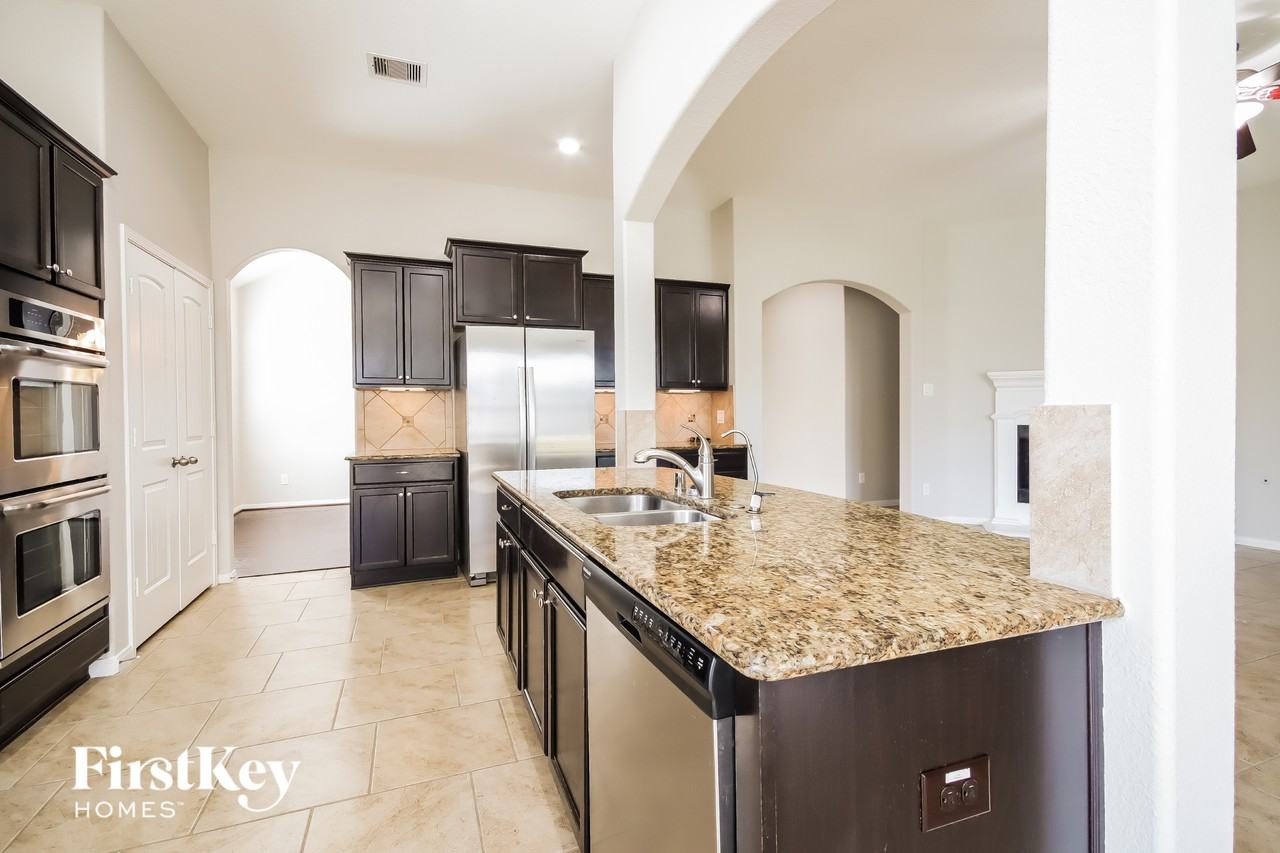 18030 Dorman Draw Ln - Photo 6 of 15