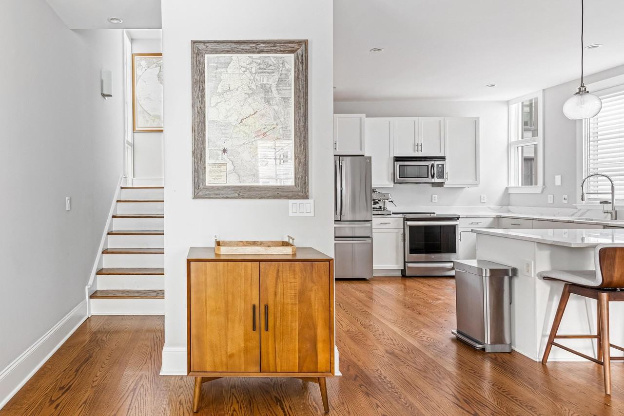 26 Cannon St Apt A #A - Photo 2 of 31