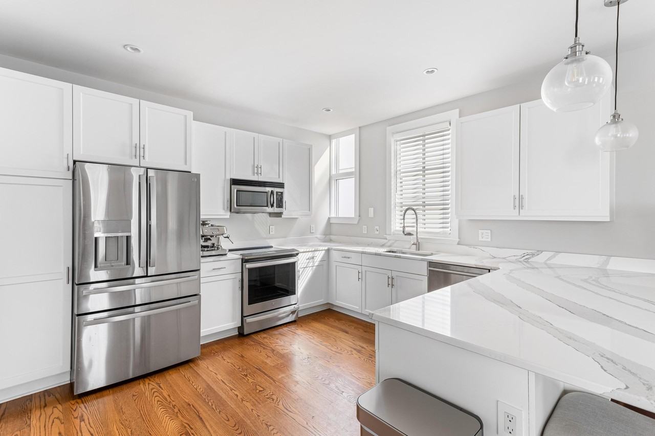 26 Cannon St Apt A #A - Photo 7 of 31