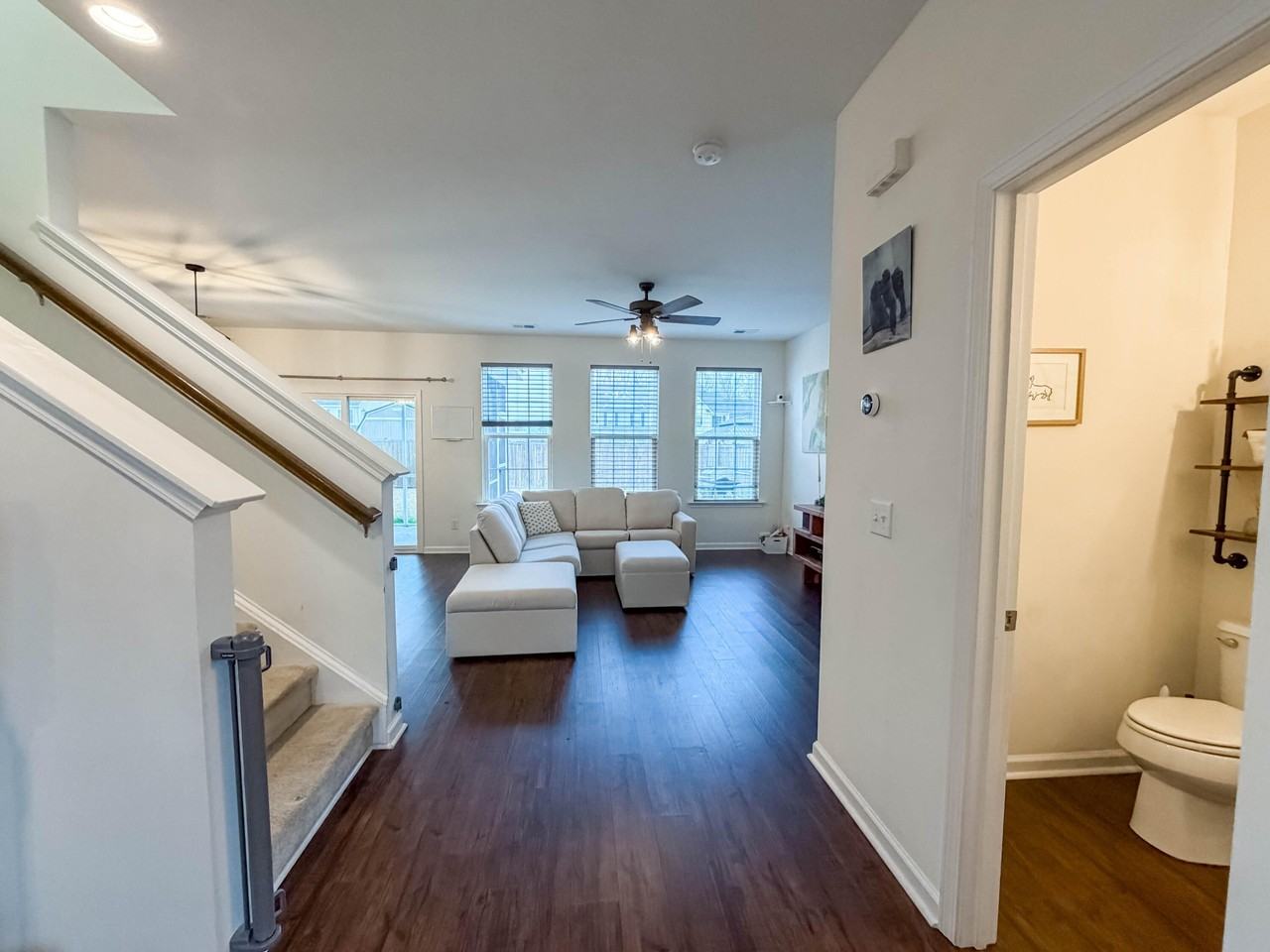 116 Sugeree Dr - Photo 5 of 46