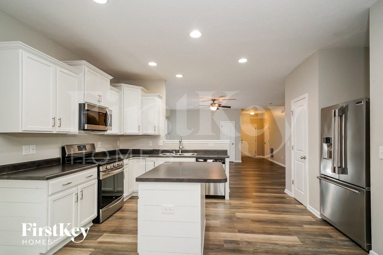 2407 Twinleaf Dr - Photo 5 of 15