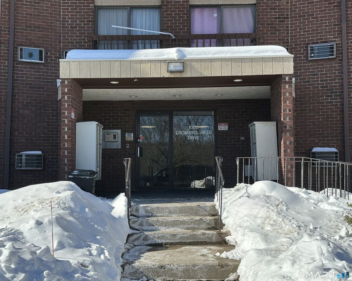 1312 Cromwell Hills Dr Unit 1312 #1312 - Photo 3 of 22