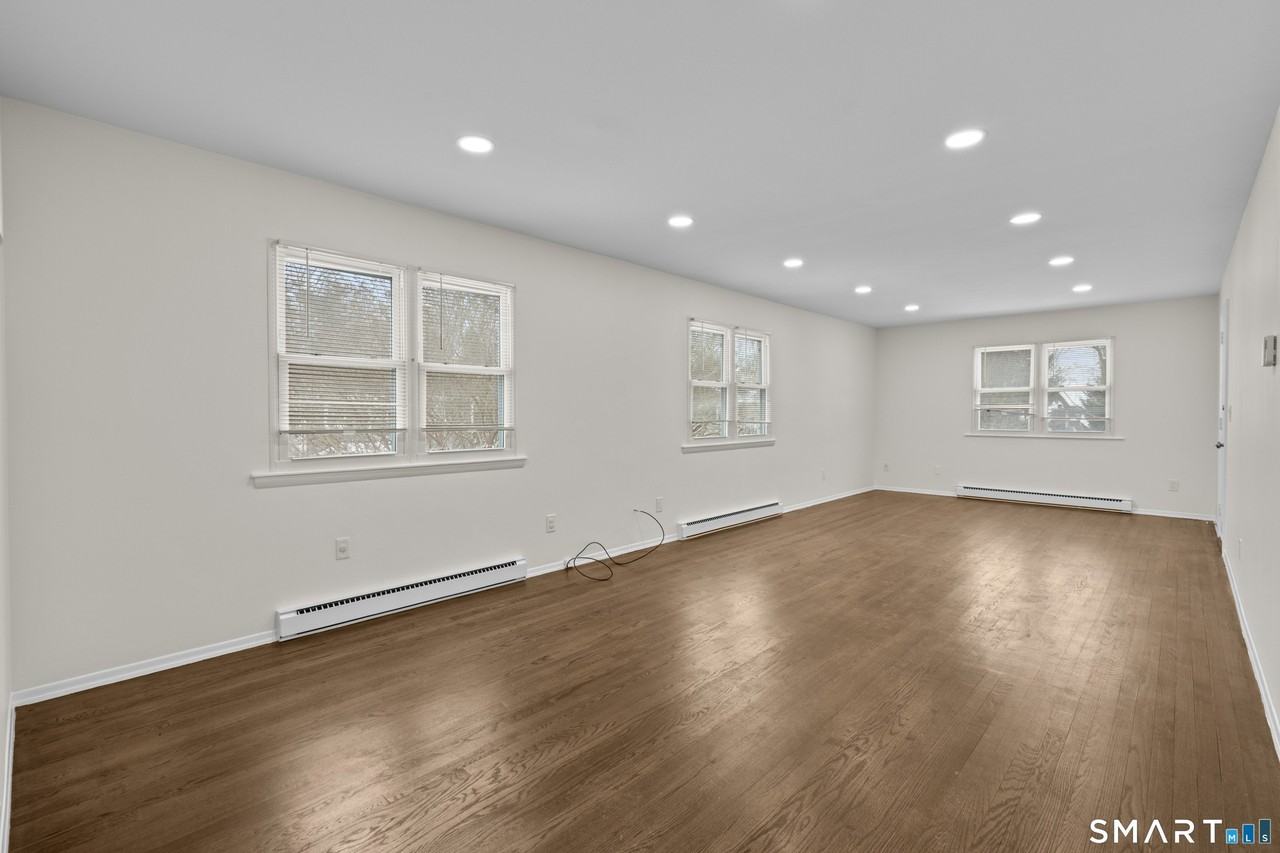 110 Burwood Ave Unit 2 #2 - Photo 3 of 23