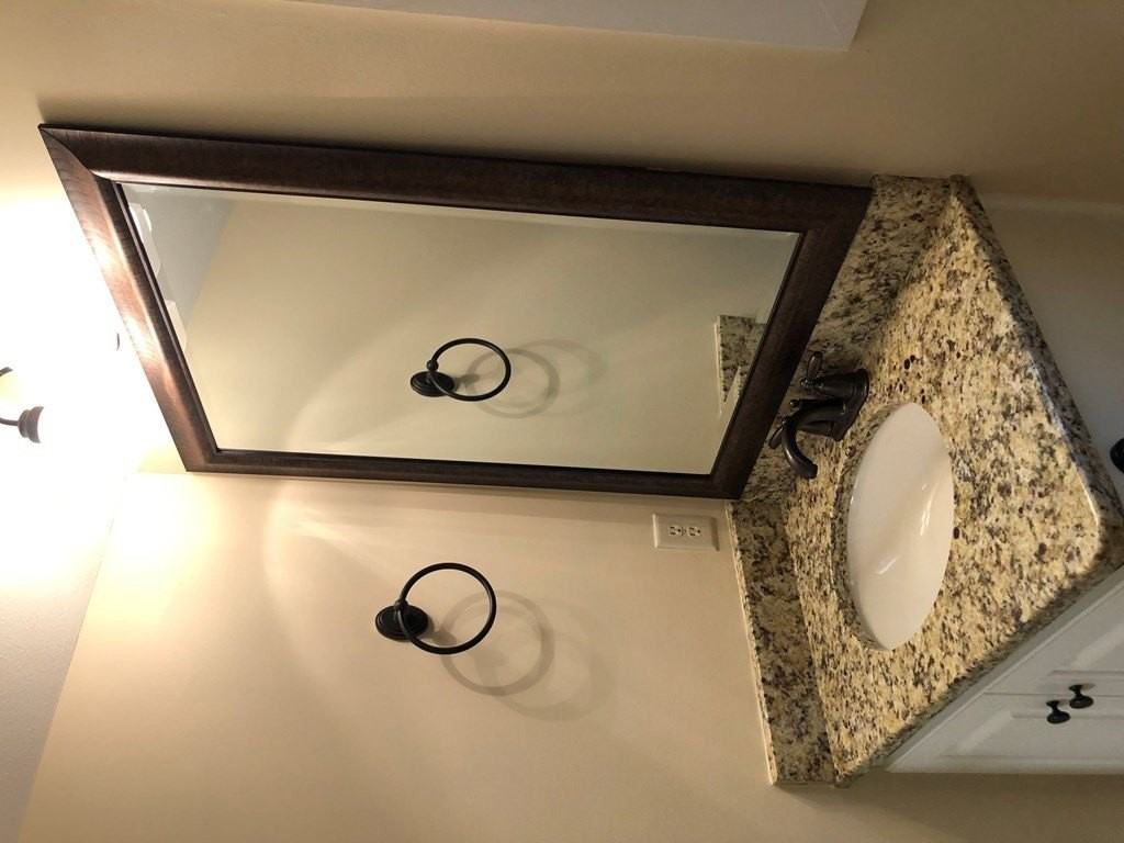 133 Princeton Dr - Photo 5 of 30