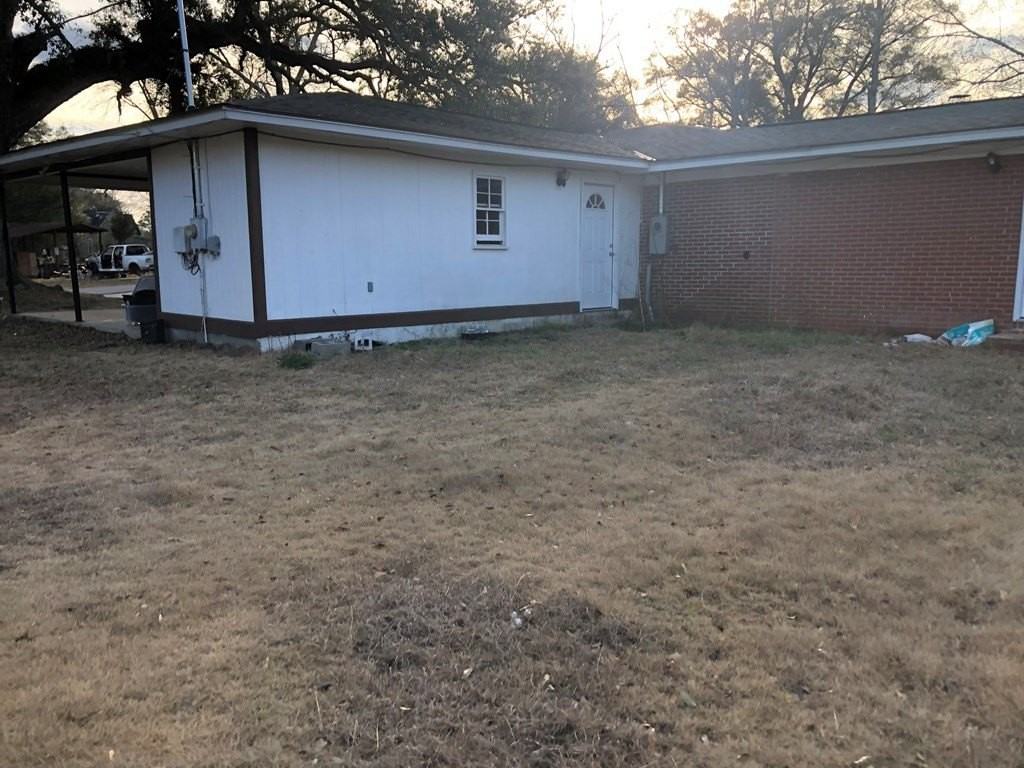 181 Broad St - Photo 4 of 4