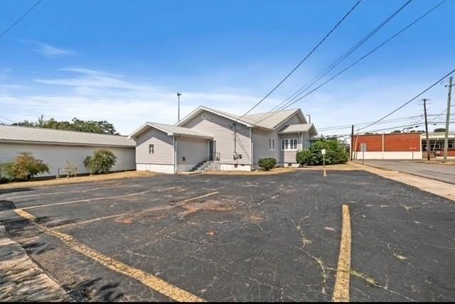 707 E Main St - Photo 5 of 20