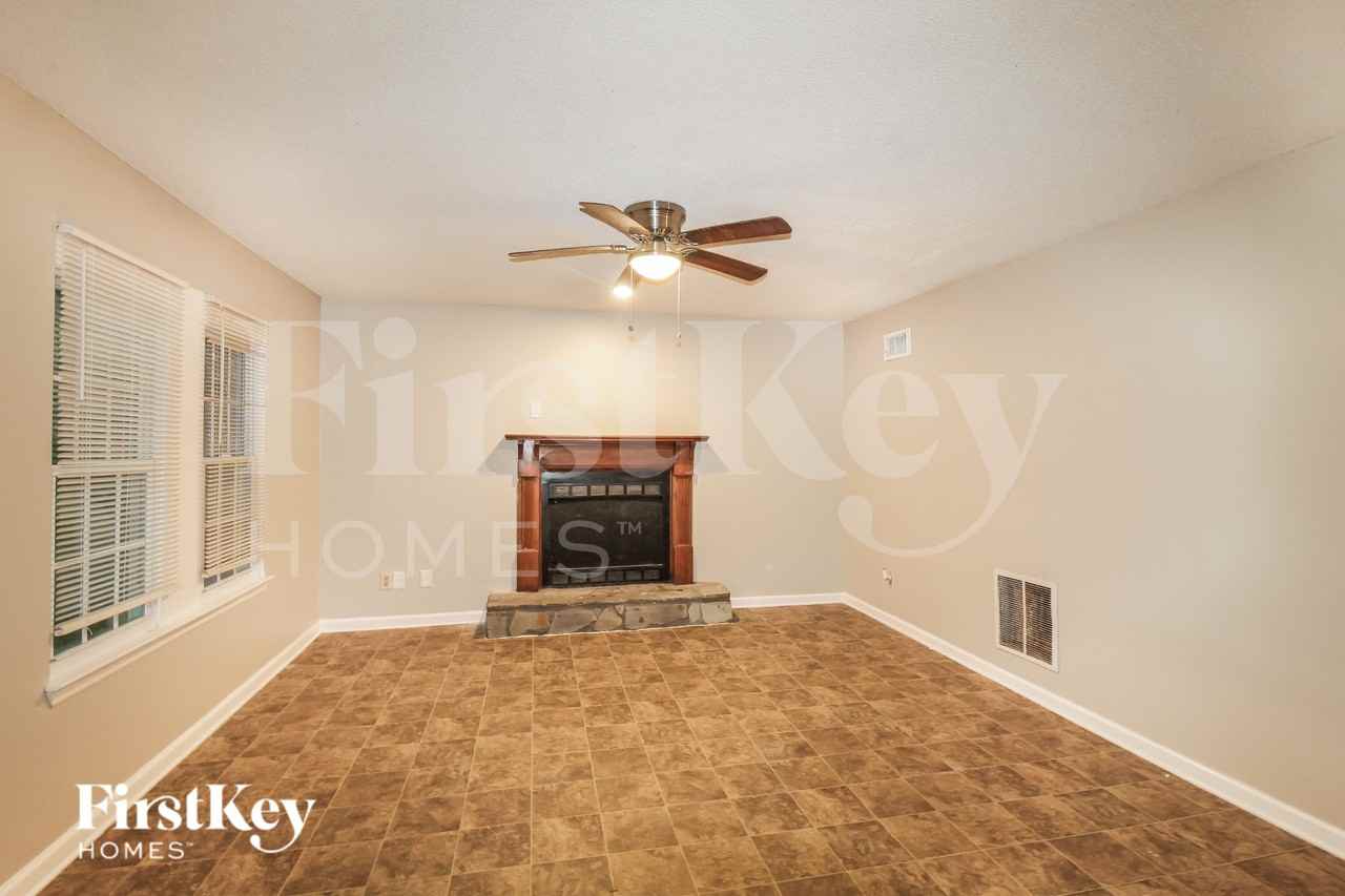5456 Fox Haven Trl - Photo 2 of 16