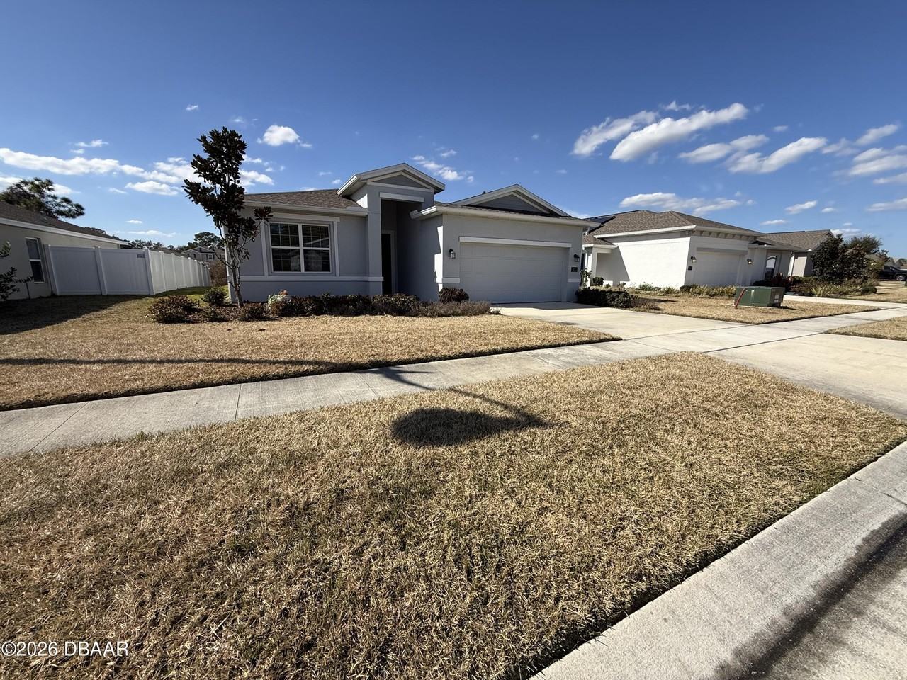 412 Three Oaks Dr - Photo 2 of 22