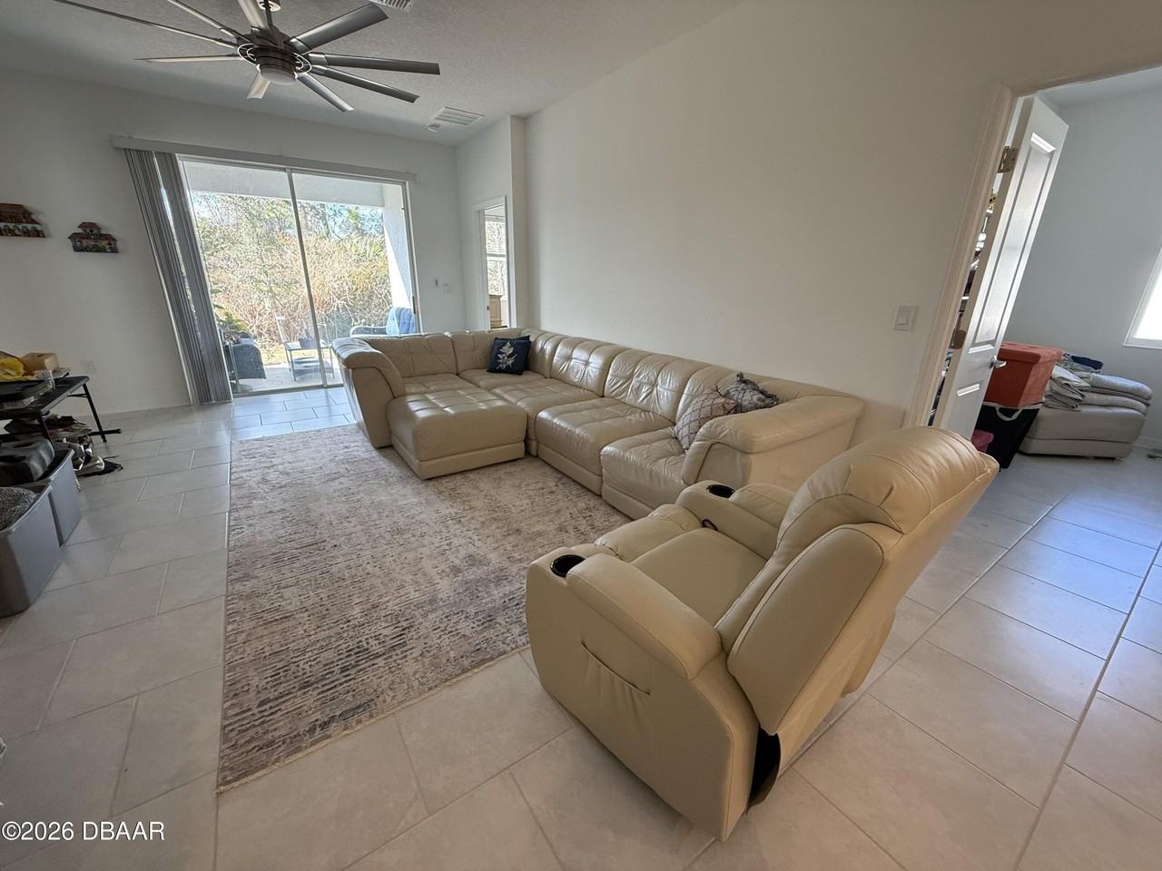 412 Three Oaks Dr - Photo 5 of 22