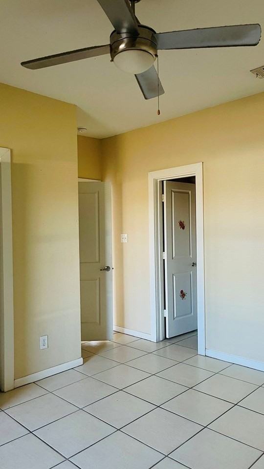 3026 Laura St - Photo 7 of 14