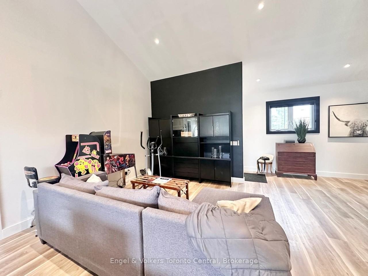 796363 Grey Road 19 - Photo 6 of 43