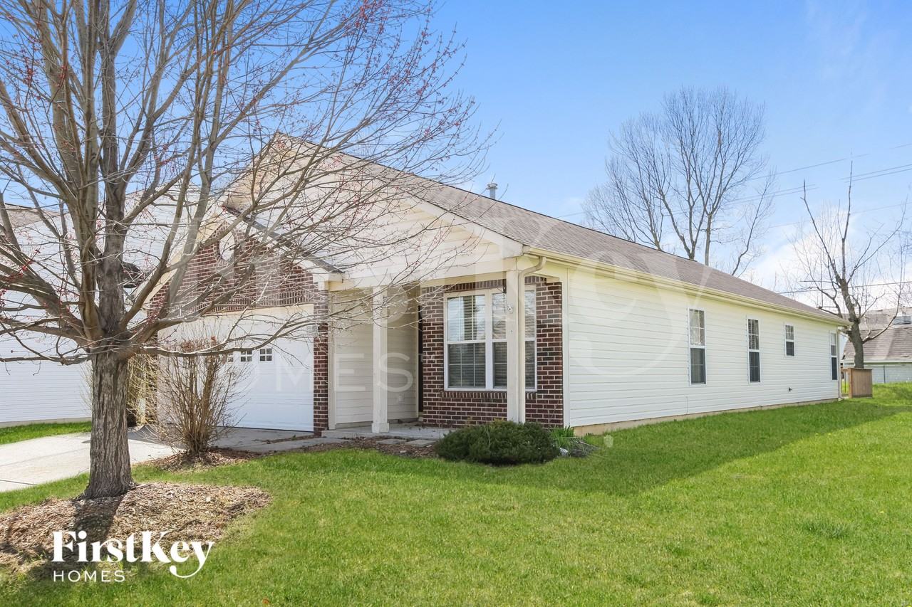 5570 Dollar Forge Dr - Photo 2 of 15