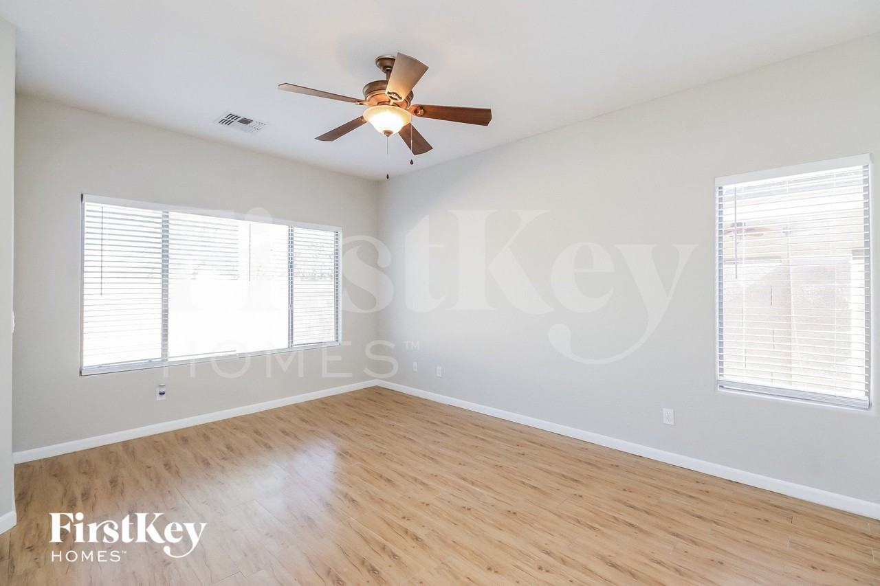 2762 E Morenci Rd - Photo 7 of 15