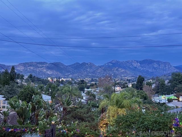 8918 Westhill Rd - Photo 4 of 41