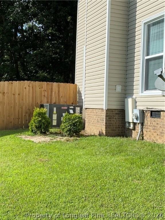 1212 Butterwood Cir - Photo 4 of 48