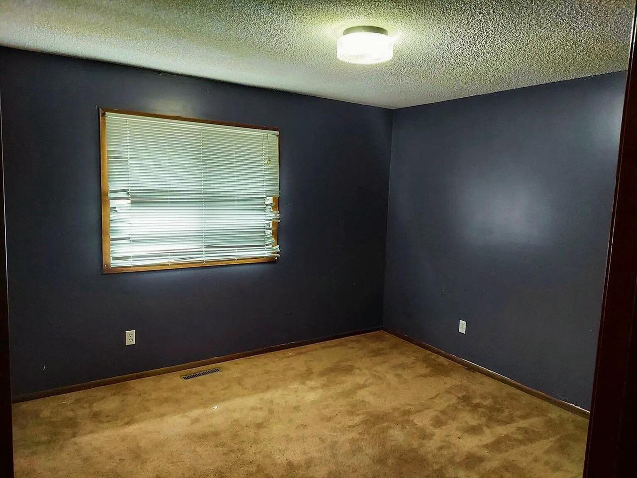 94 108th Ave Nw - Photo 7 of 15