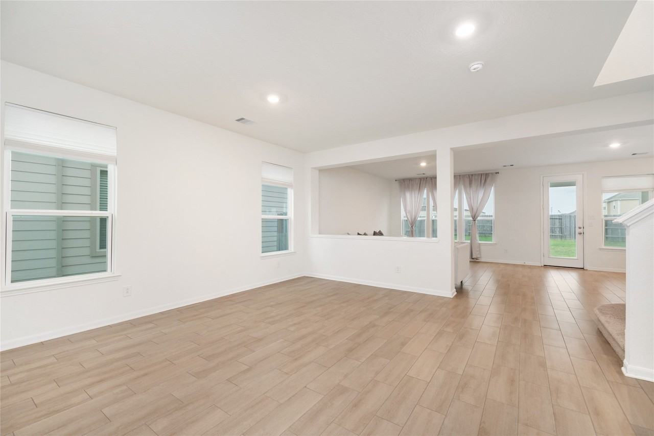 14627 Monterey Cypress Dr - Photo 5 of 27