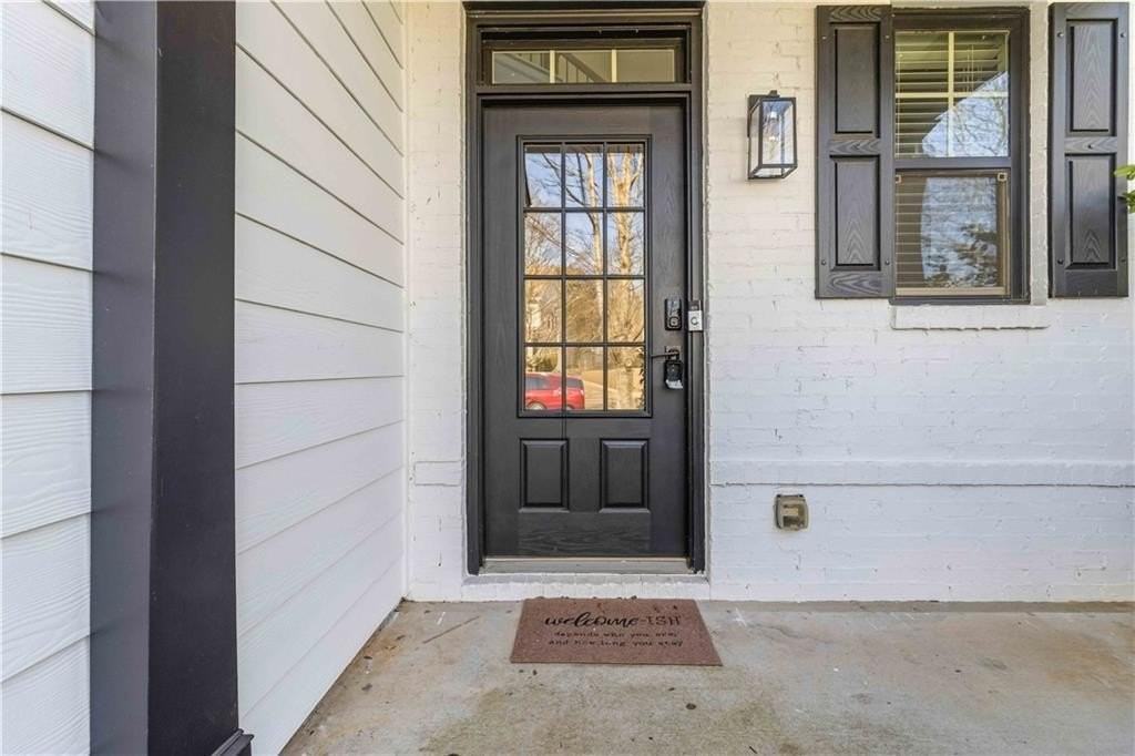 5675 Falls Landing Dr - Photo 2 of 28