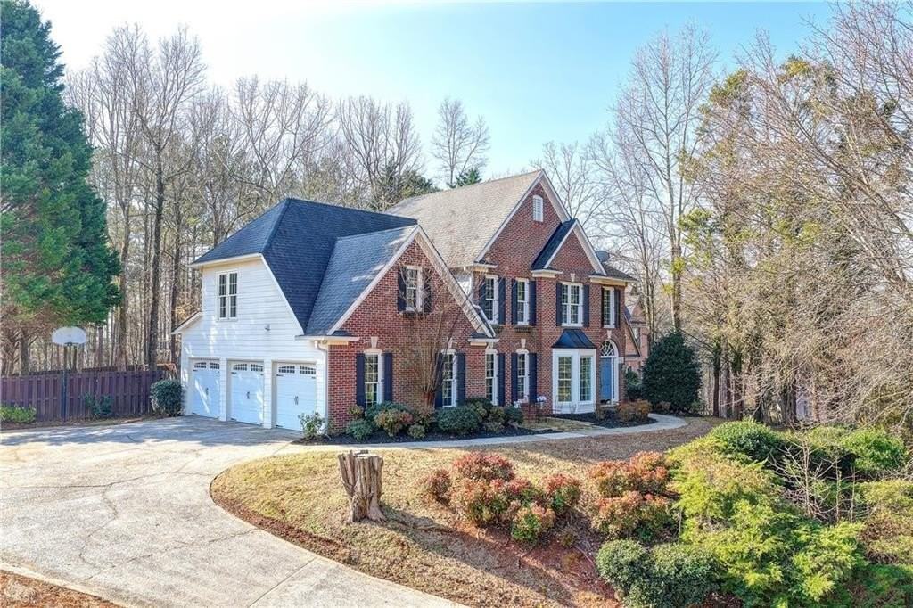 4910 Wimborne Ct - Photo 2 of 35