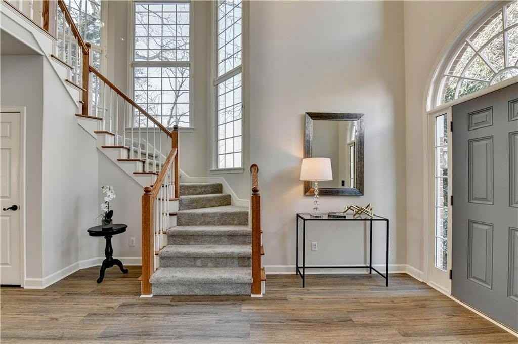 4910 Wimborne Ct - Photo 6 of 35