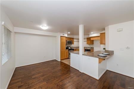 1401 Lomita Blvd - Photo 7 of 49