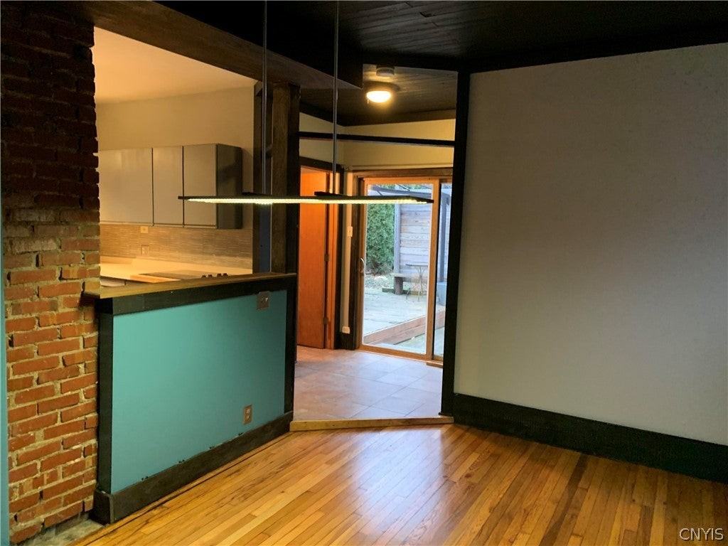 327 Tennyson Ave - Photo 3 of 10