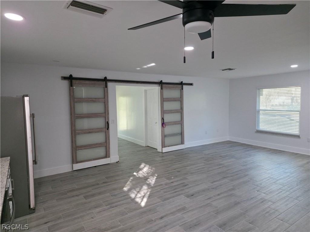 4474 E Riverside Dr - Photo 6 of 27