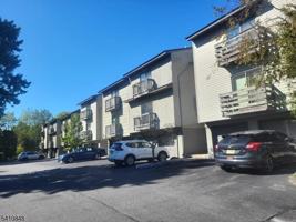 featured image of 1214 Spruce Hills Dr