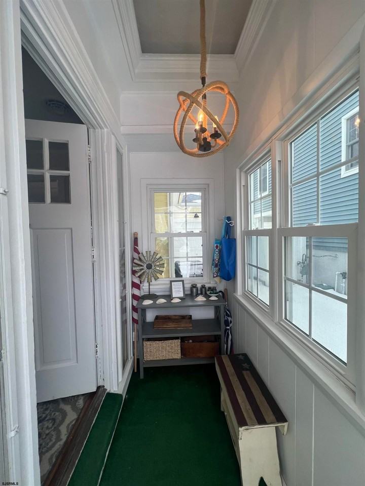 29 N Hanover Ave - Photo 3 of 50