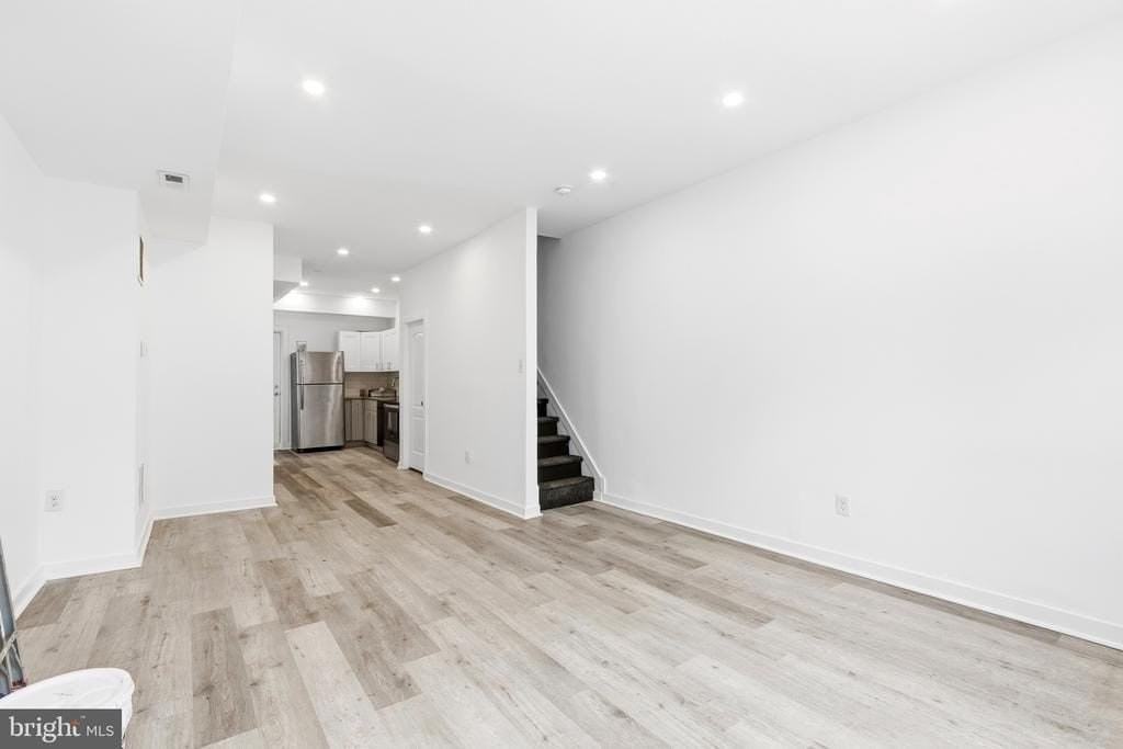 2150 N Franklin St - Photo 4 of 24