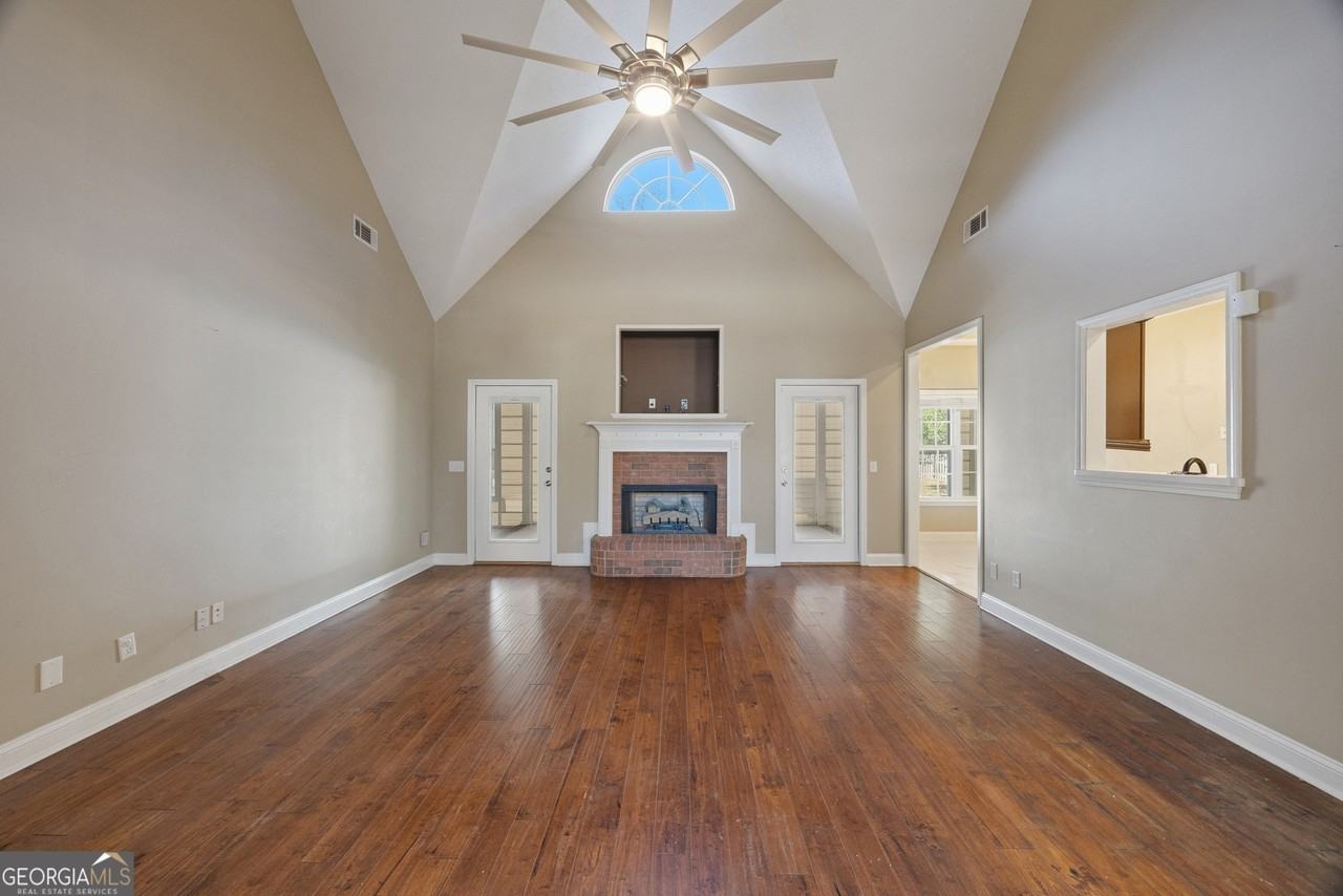 307 Purple Plum Dr - Photo 4 of 33